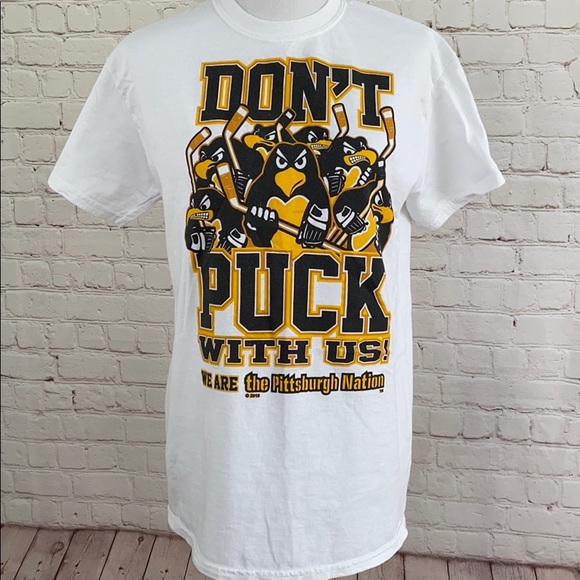 Pittsburgh Peguins "Don't Puck with Us" T-… - Picture 1 of 6